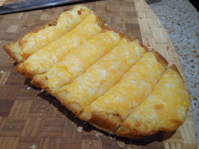 Cheesy Garlic Bread | Dixie's Kitchen