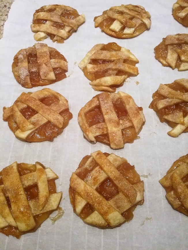 caramelapplepiecookies