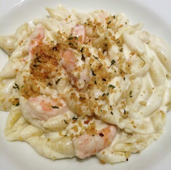 shrimpscampimacandcheese